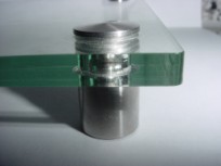 V2A Anstandhalter