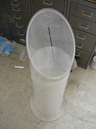 Spendensule 200mm Durchmesser fr Briefe1